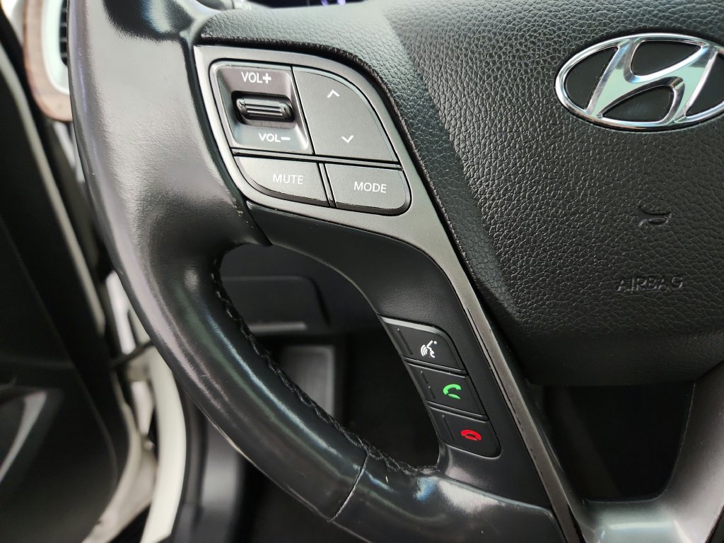 Used 2018 Hyundai Santa Fe Limited AWD/4WD image 23