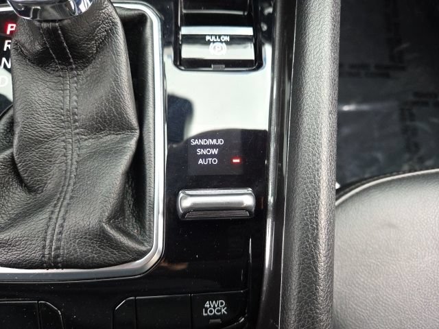 Used 2022 Jeep Compass Latitude AWD/4WD image 16