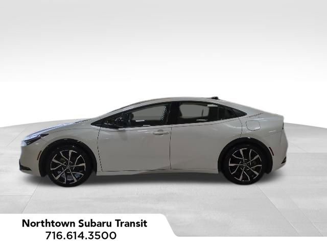 Used 2024 Toyota Prius Prime Premium image 2