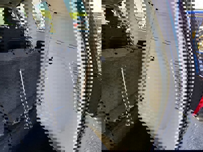 Used 2017 Chrysler Pacifica LX FWD image 27