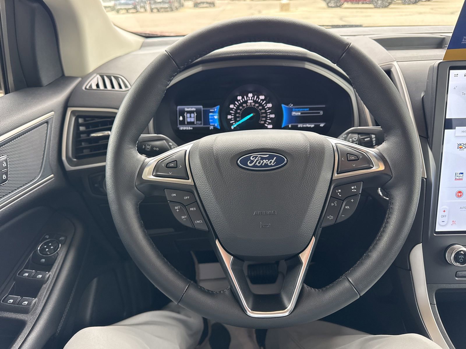 Certified 2024 Ford Edge SEL w/ Convenience Package AWD/4WD image 28