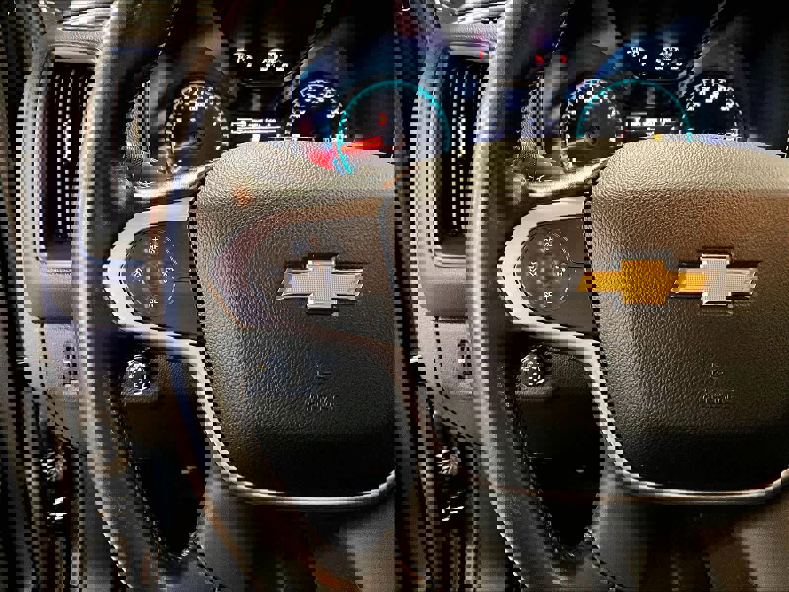 Used 2021 Chevrolet Colorado LT w/ LT Convenience Package image 23