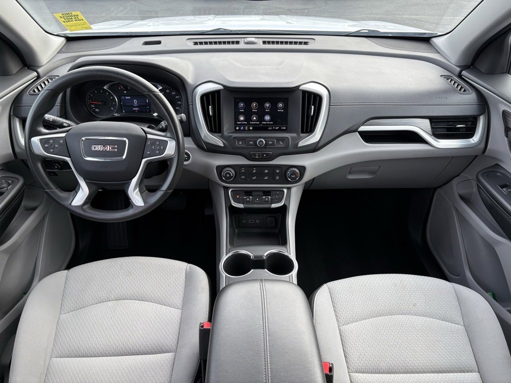 Used 2024 GMC Terrain SLE image 12