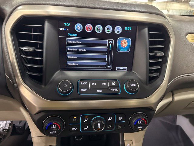 Used 2019 GMC Acadia Denali w/ Technology Package FWD image 6