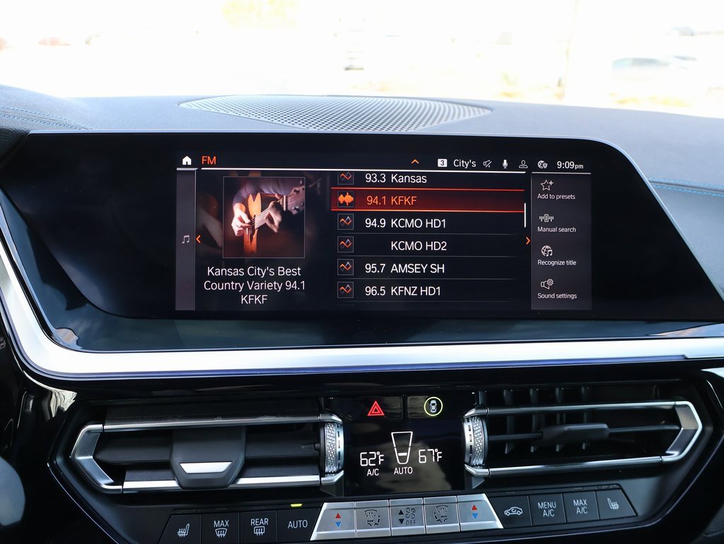 Used 2024 BMW Z4 M40i w/ Premium Package image 22