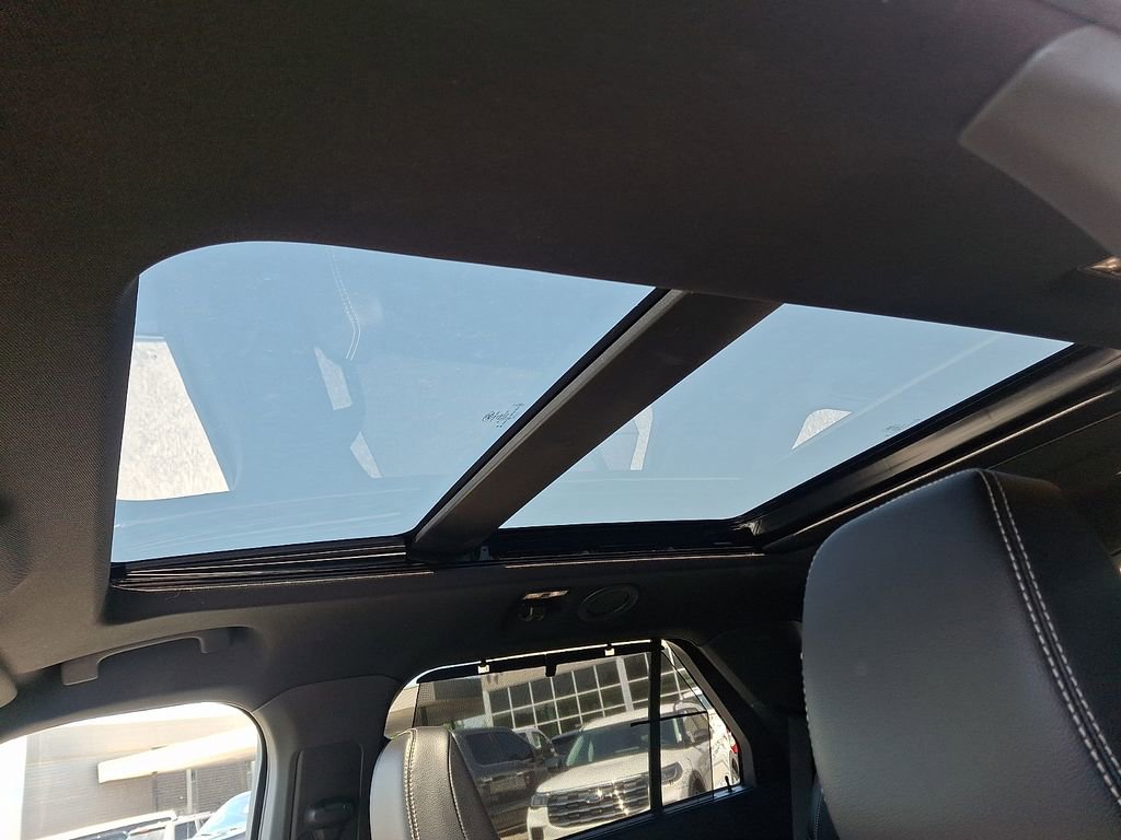 Used 2023 Ford Explorer ST w/ Equipment Group 401A AWD/4WD image 15