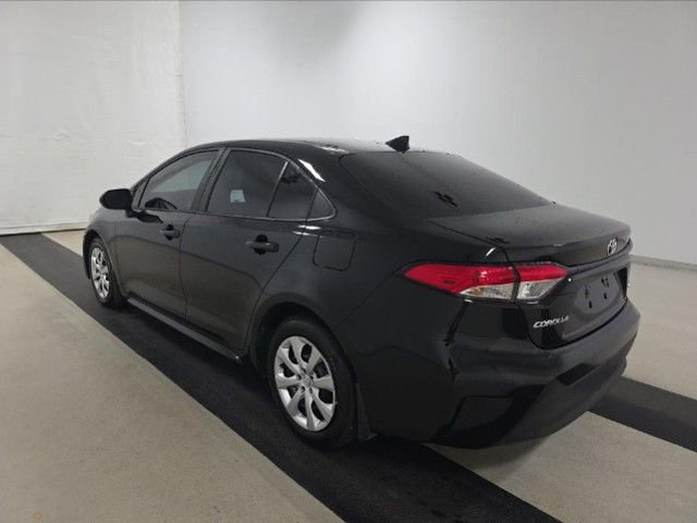 Used 2026 Toyota Corolla LE FWD image 4