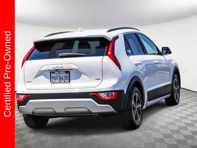 Certified 2025 Kia Niro EX FWD image 8