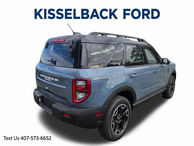 New 2025 Ford Bronco Sport Outer Banks image 3