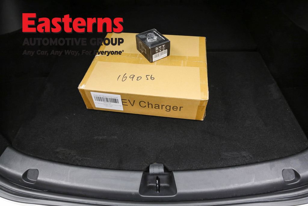 Used 2021 Tesla Model Y Long Range image 9