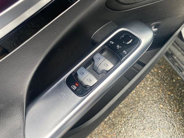 Used 2022 Mercedes-Benz C 300 4MATIC Sedan image 18