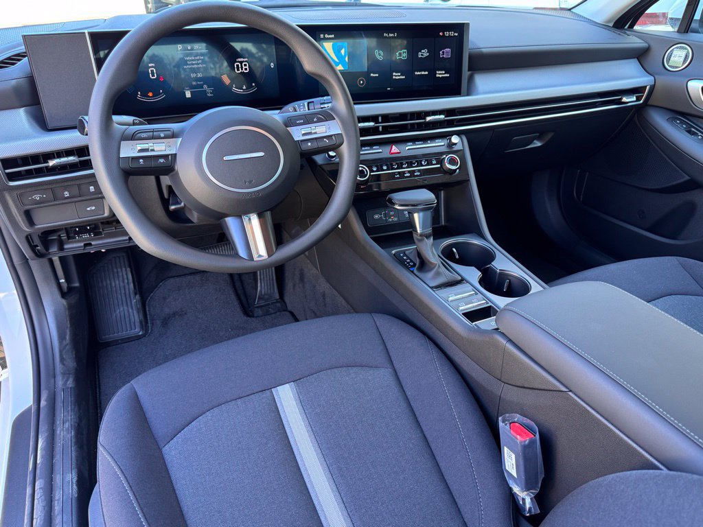 New 2026 Hyundai Sonata SE FWD image 2