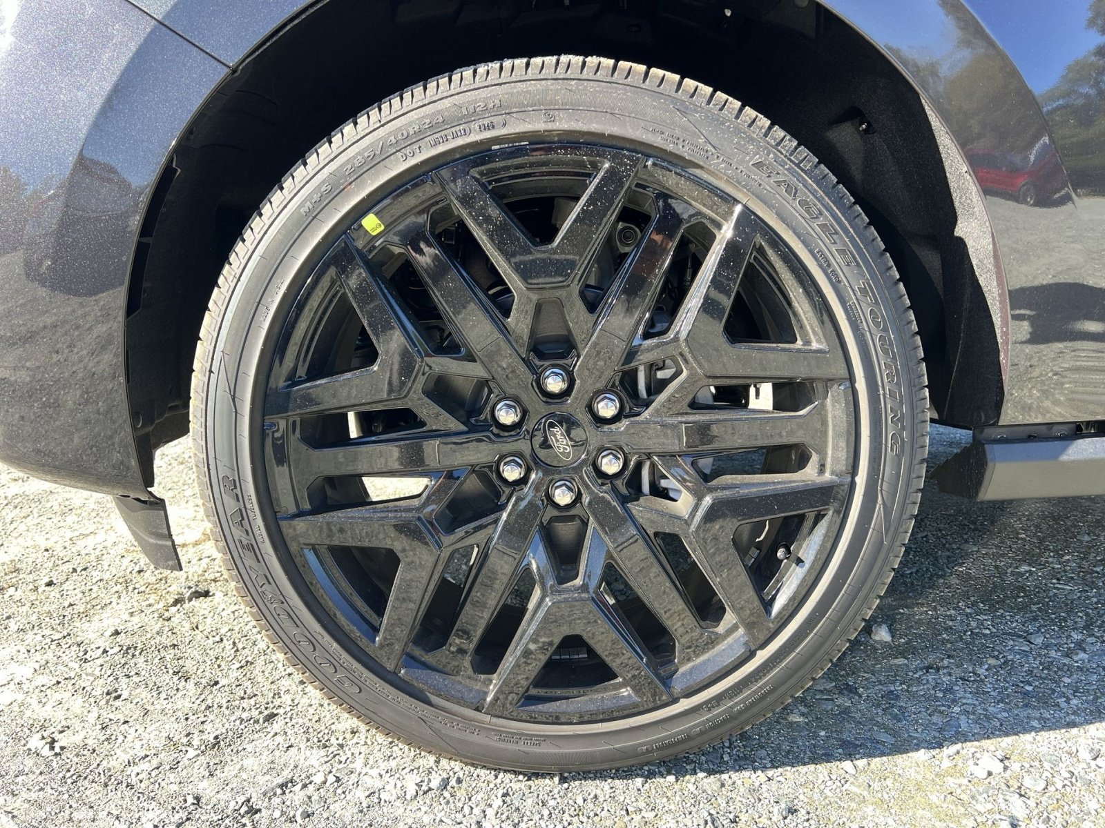 New 2027 Ford Expedition Platinum w/ Stealth Performance Package AWD/4WD image 12