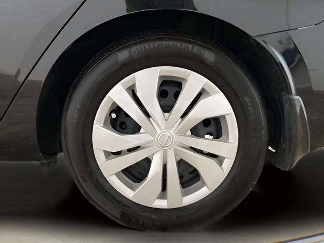 Used 2021 Nissan Versa S image 95