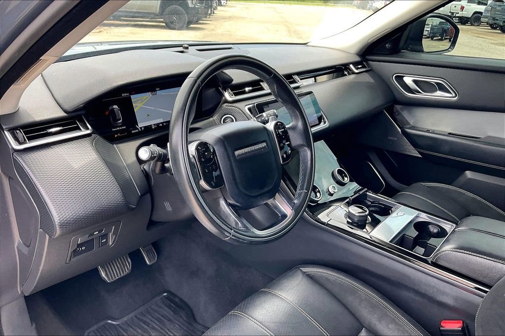 Used 2019 Land Rover Range Rover Velar R-Dynamic SE AWD/4WD image 14