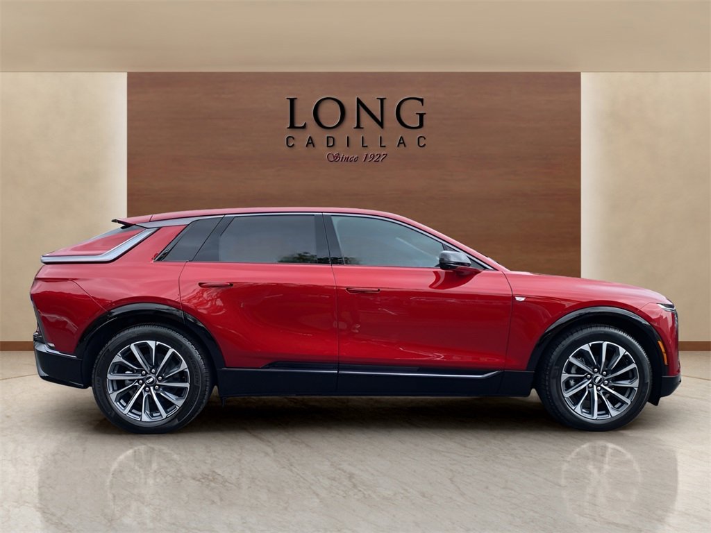 Certified 2024 Cadillac Lyriq Sport image 6