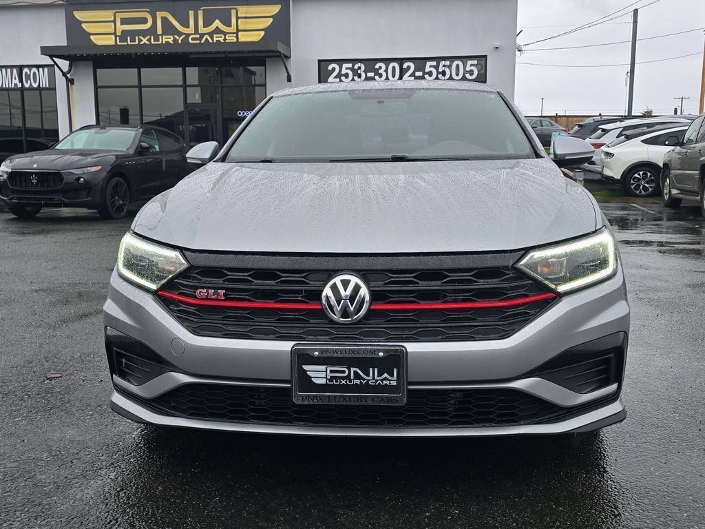 Used 2019 Volkswagen Jetta GLI FWD image 3
