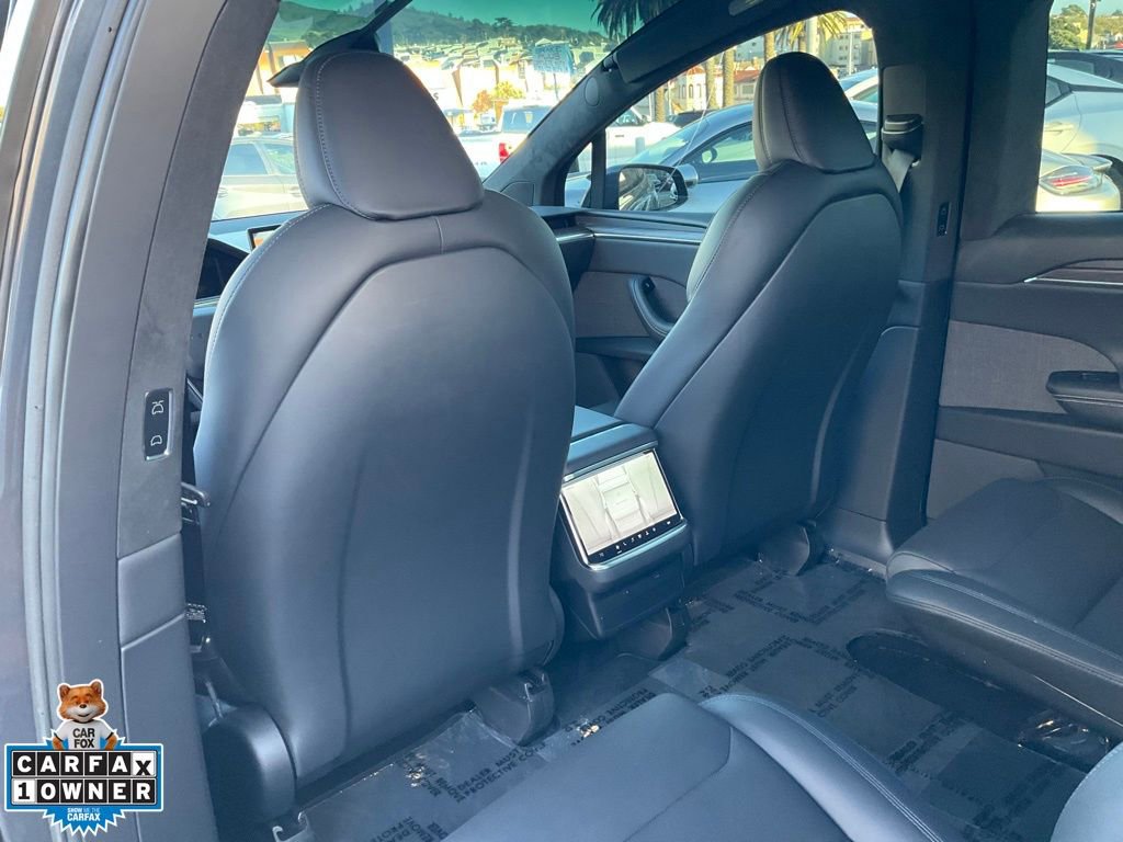 Used 2023 Tesla Model X image 38