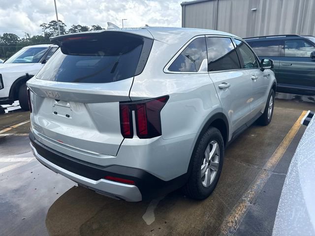 New 2026 Kia Sorento LX FWD image 8
