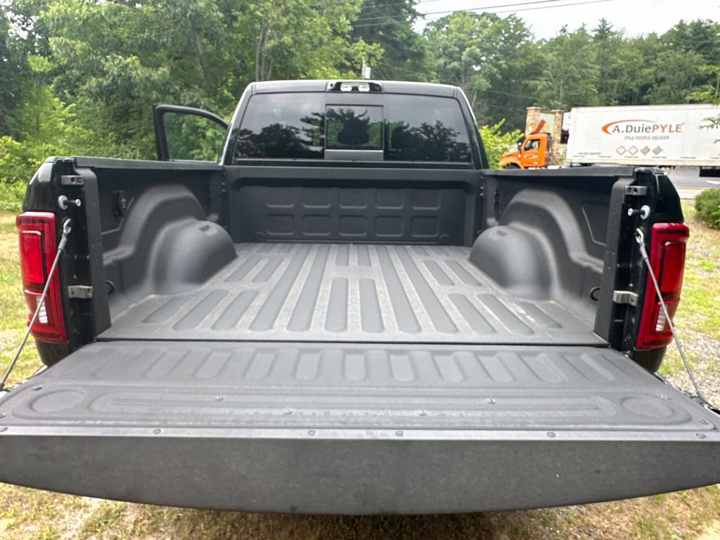 New 2026 RAM 2500 Big Horn AWD/4WD image 29