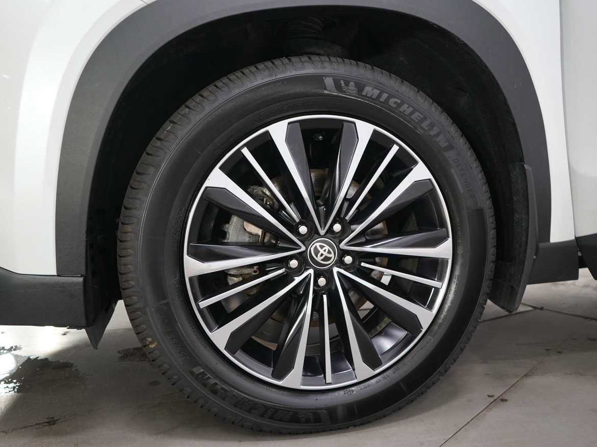 Used 2024 Toyota Grand Highlander AWD Hybrid image 34