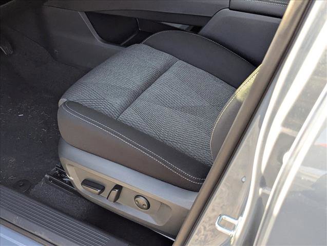 New 2026 Nissan Rogue SV FWD image 4