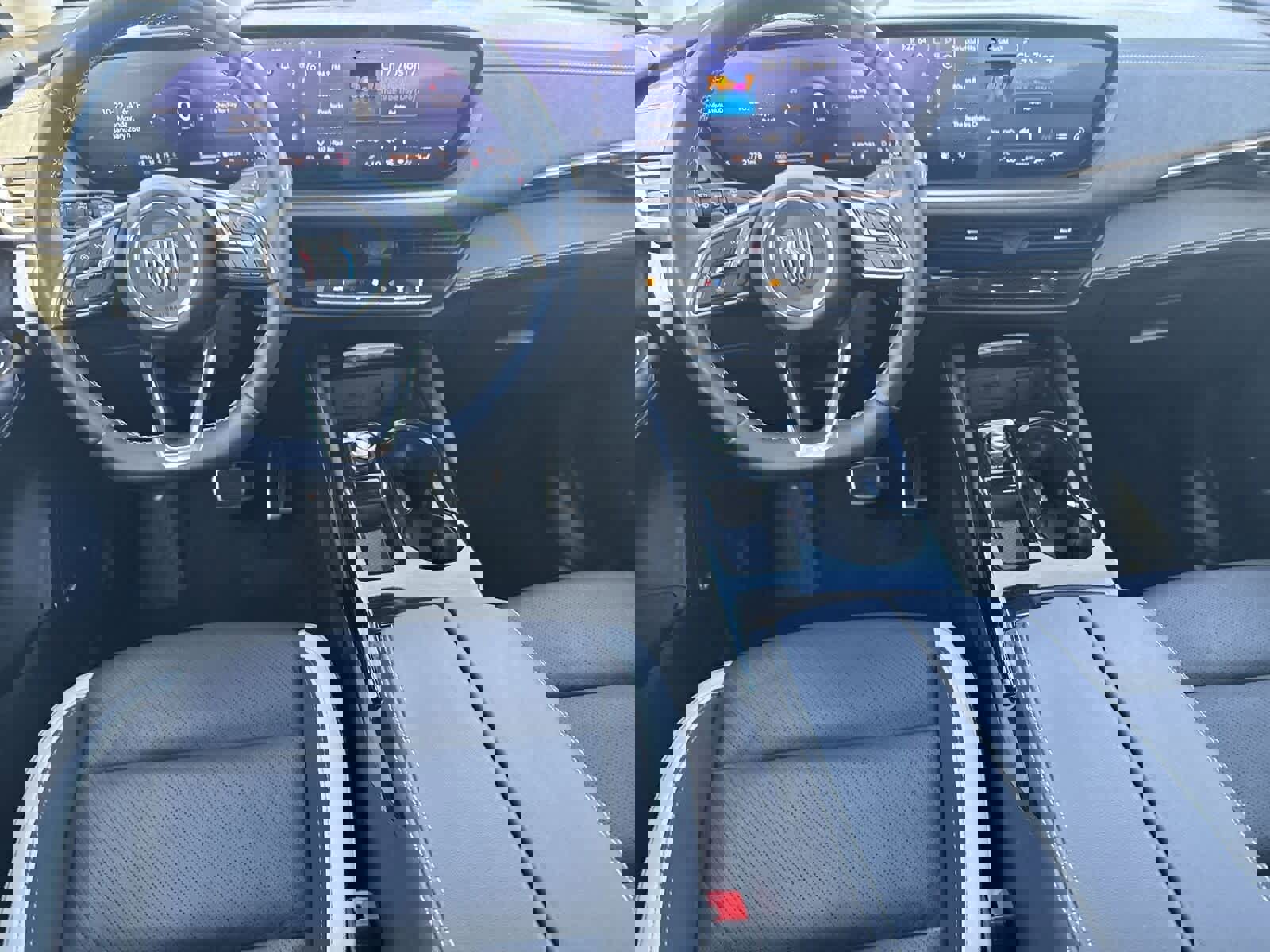 Used 2025 Buick Envision Sport Touring image 15