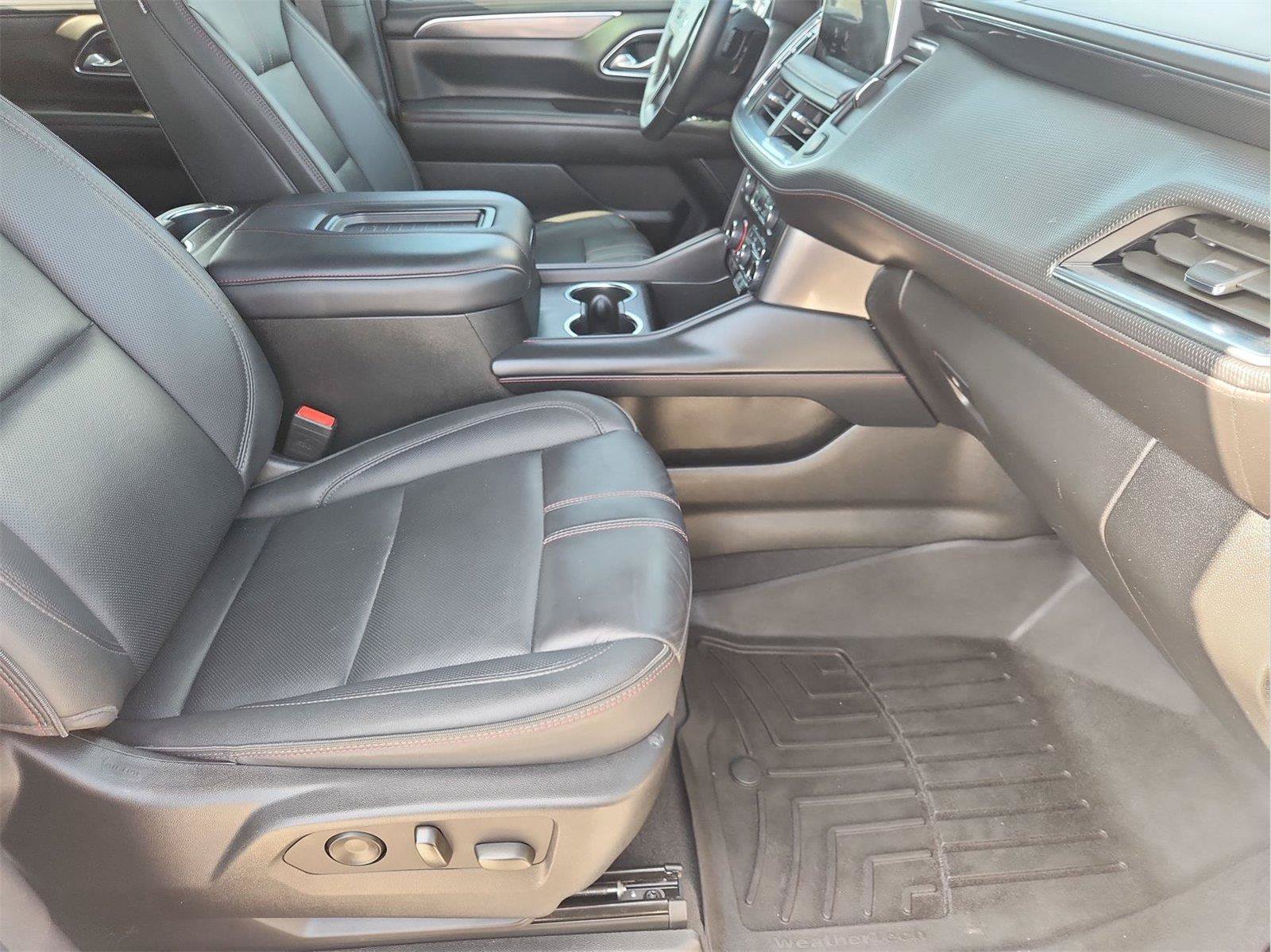 Certified 2024 Chevrolet Suburban RST w/ Sport Performance Package AWD/4WD image 28