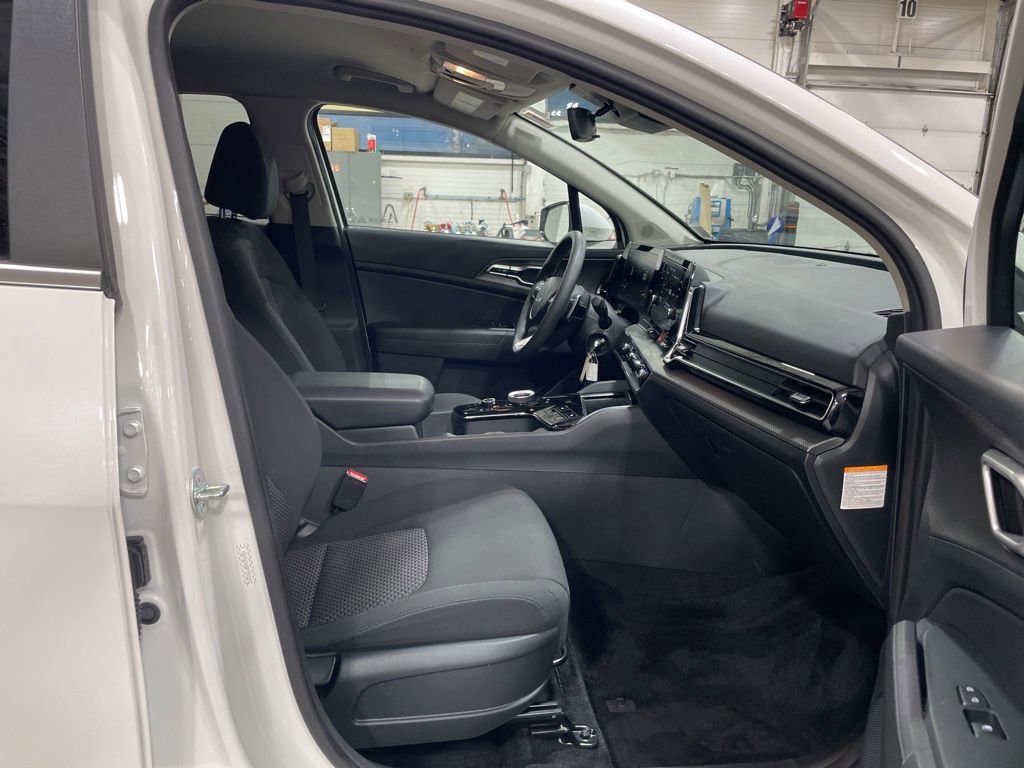 Certified 2023 Kia Sportage LX image 13