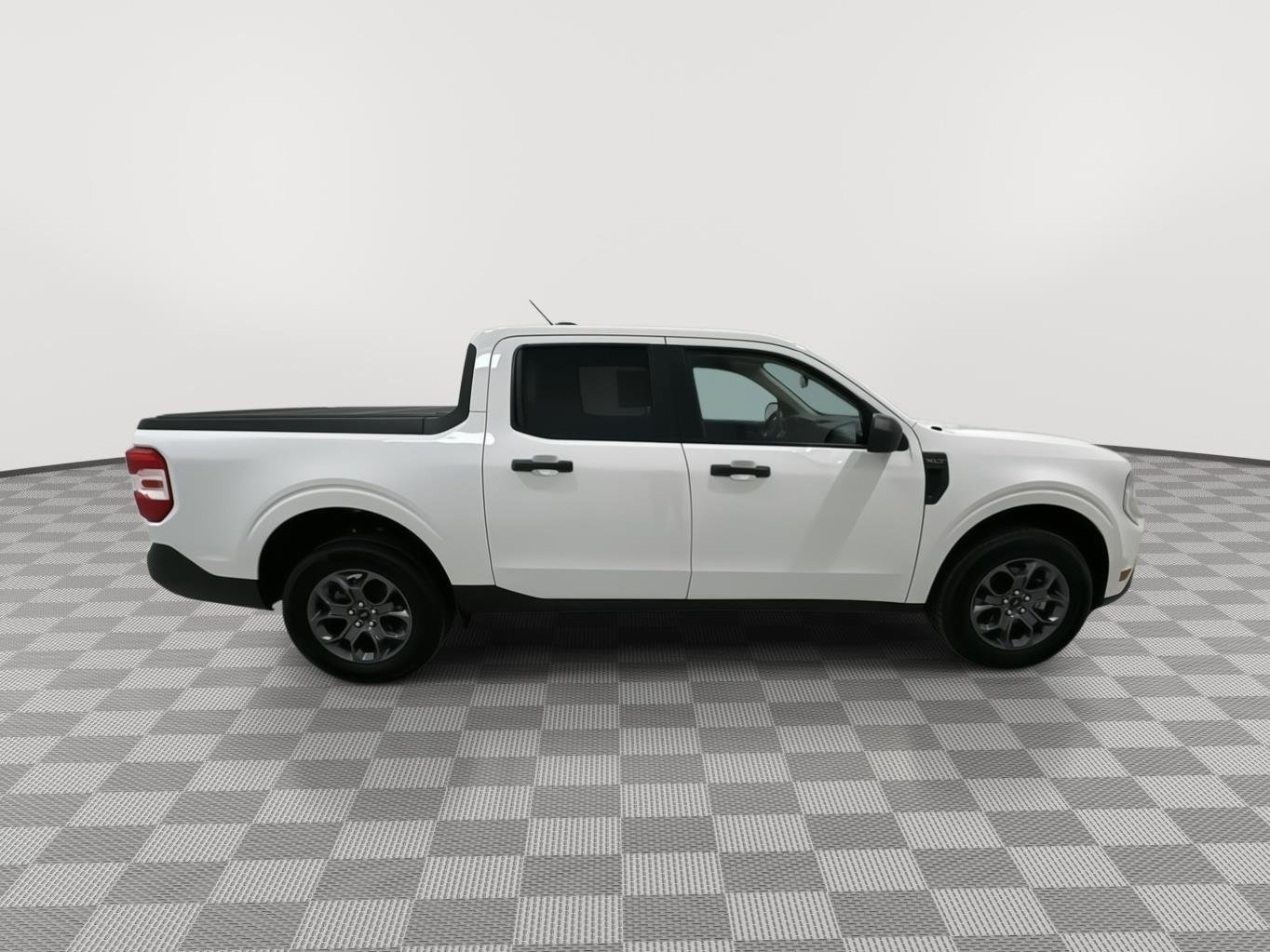 Used 2025 Ford Maverick XLT w/ 4K Tow Package image 10