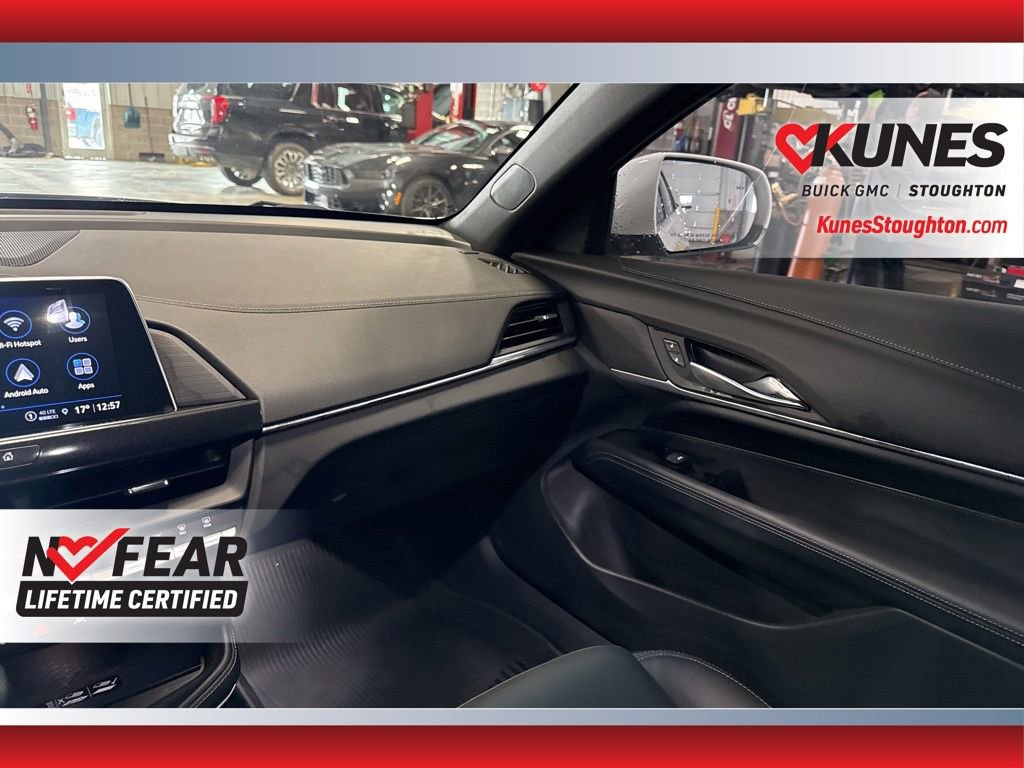 Used 2024 Cadillac CT4 Luxury image 40