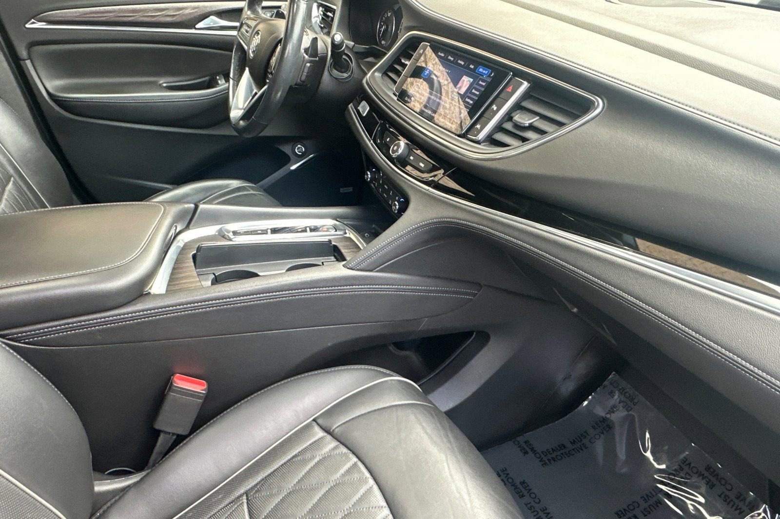 Certified 2023 Buick Enclave Avenir image 18