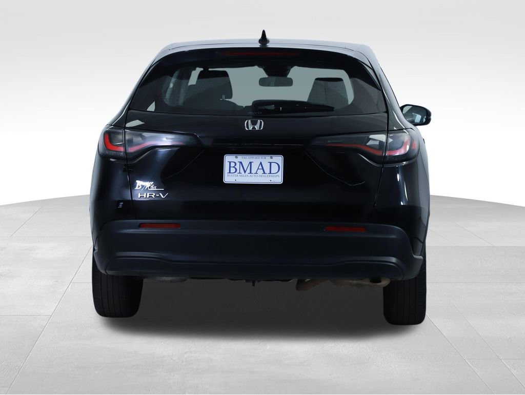 Used 2025 Honda HR-V LX image 11