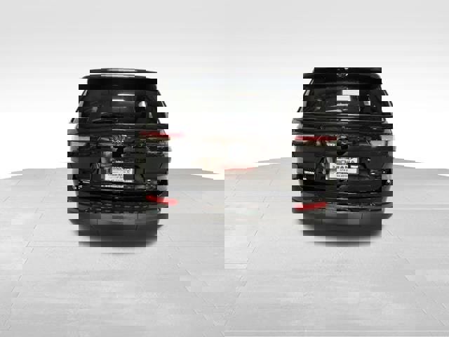 New 2025 Jeep Grand Cherokee L Limited w/ Luxury Tech Group II image 7