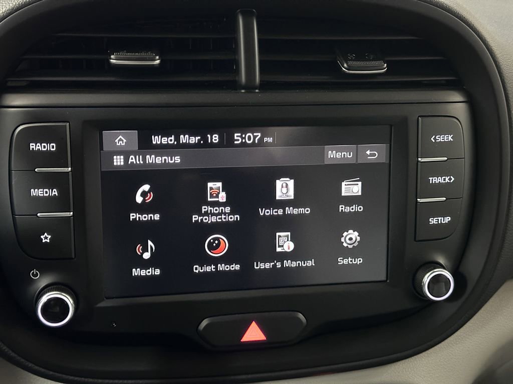 Used 2023 Kia Soul LX w/ LX Technology Package image 39