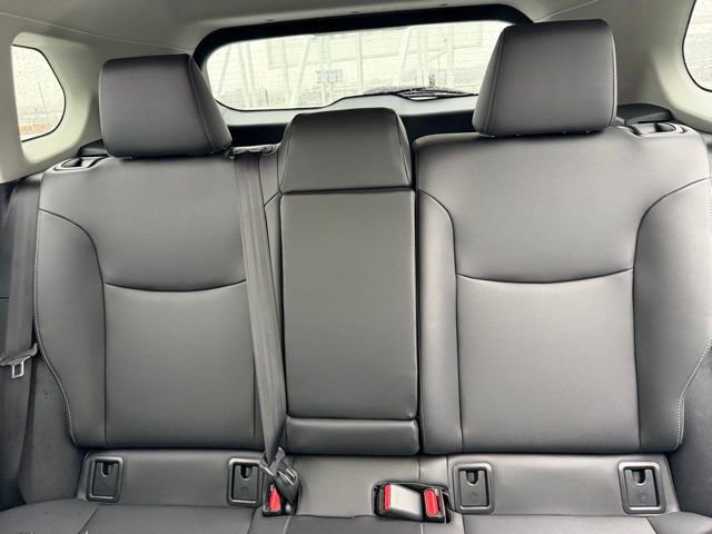 Certified 2023 Toyota Corolla Cross XLE w/ Convenience Package AWD/4WD image 16