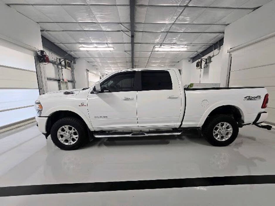 Used 2022 RAM 2500 Laramie AWD/4WD image 5
