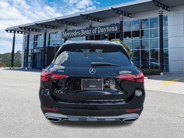 Used 2026 Mercedes-Benz GLC 300 image 5
