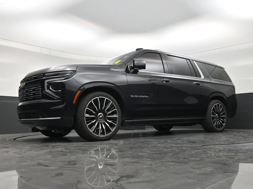 Used 2026 Chevrolet Suburban High Country AWD/4WD image 19