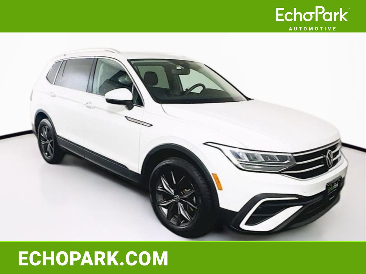 Used 2022 Volkswagen Tiguan SE image 1