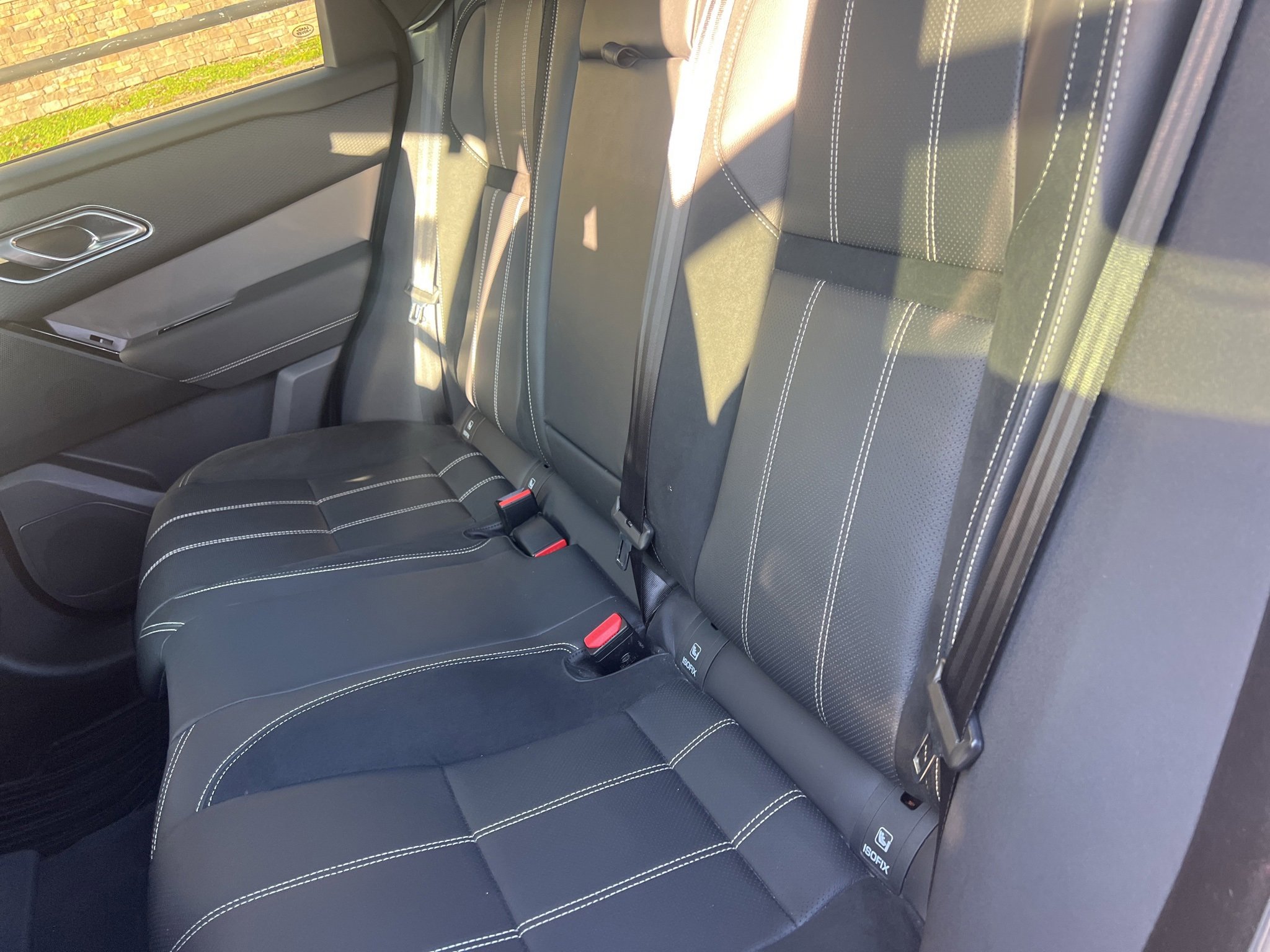 Used 2022 Land Rover Range Rover Velar S image 15