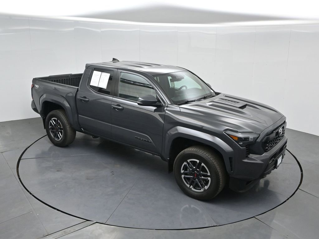 Used 2024 Toyota Tacoma TRD Sport w/ TRD Sport Upgrade Package image 38