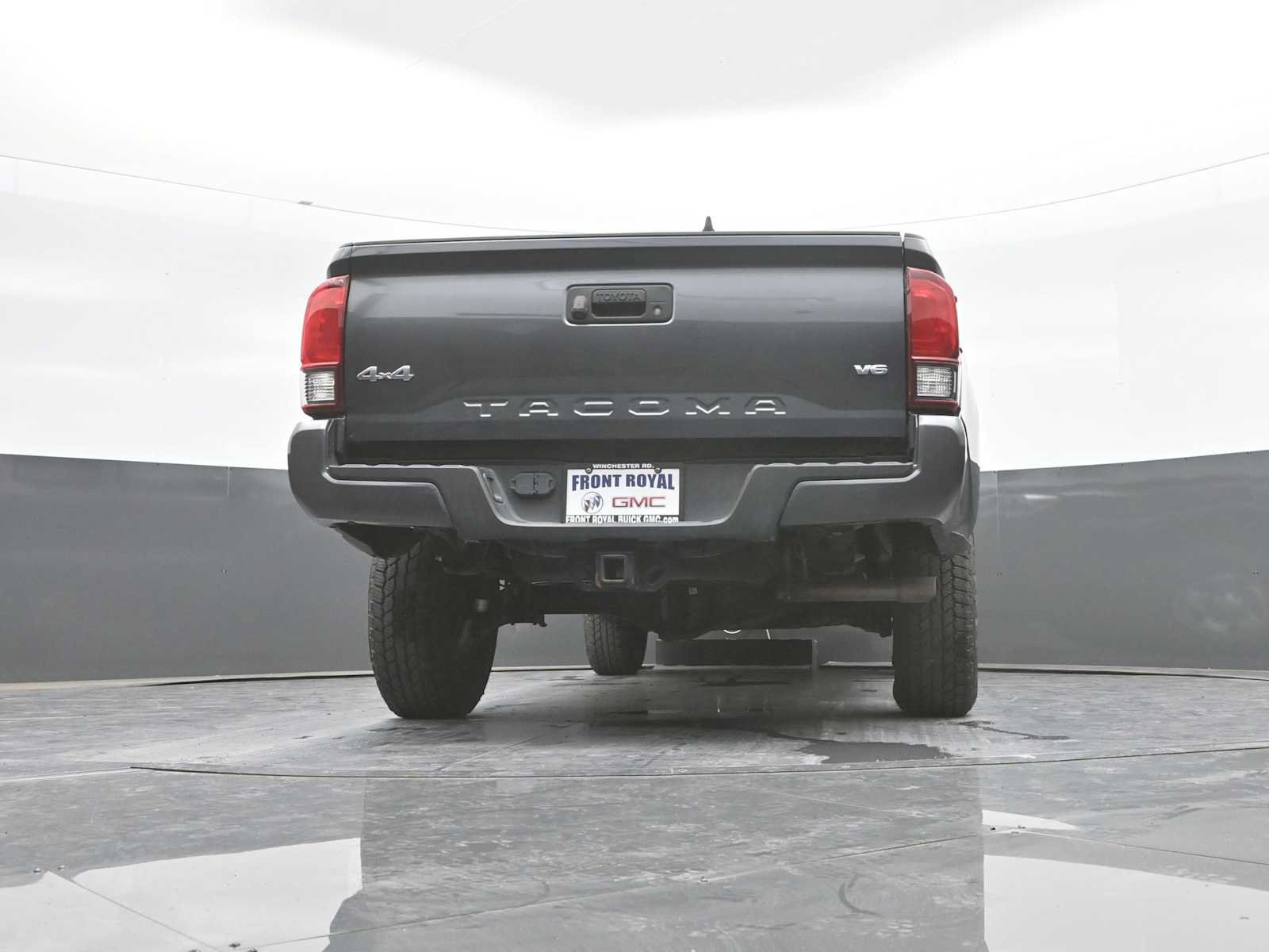 Used 2022 Toyota Tacoma SR AWD/4WD image 40