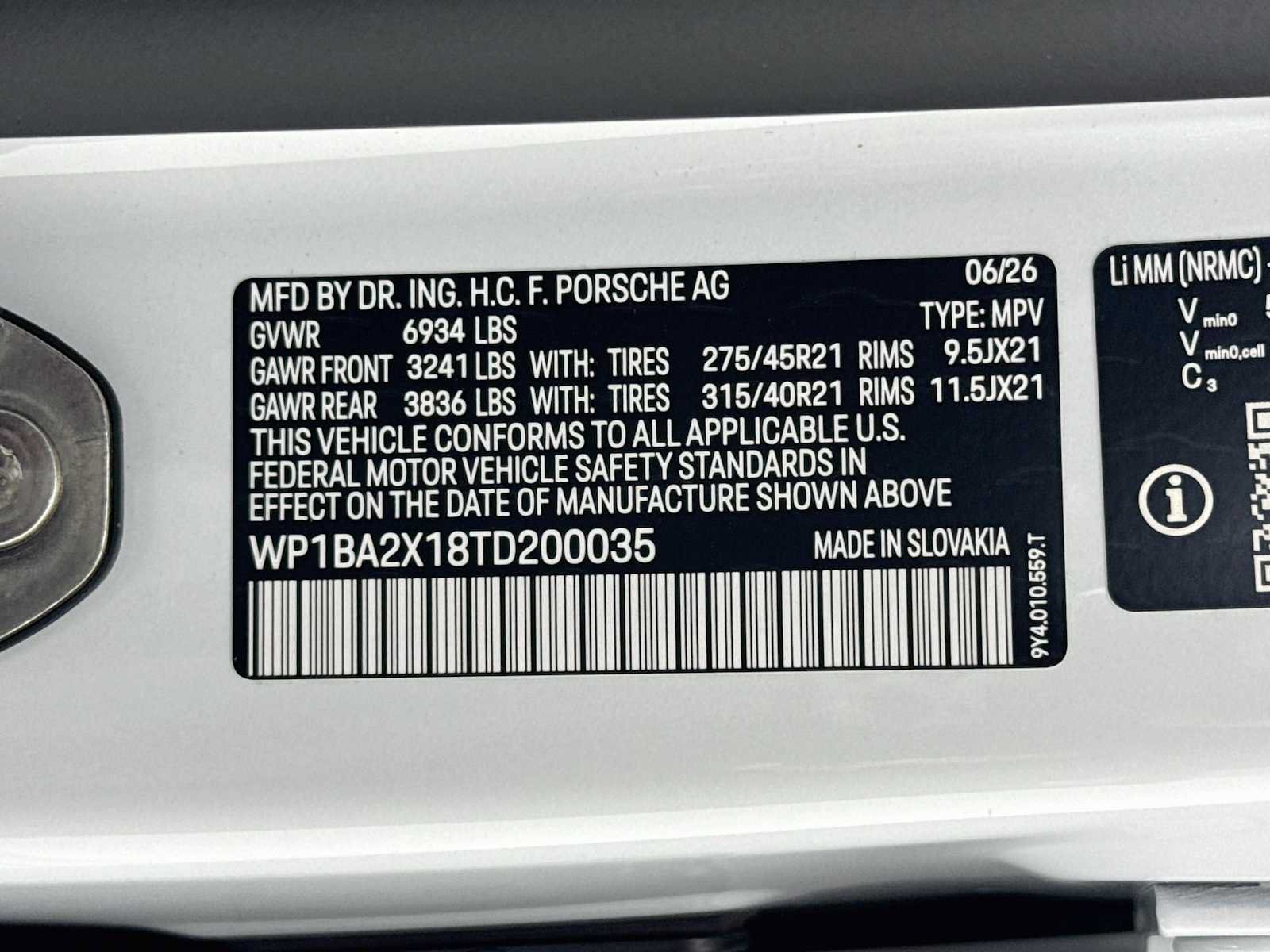 New 2026 Porsche Cayenne Electric Coupe AWD/4WD image 32