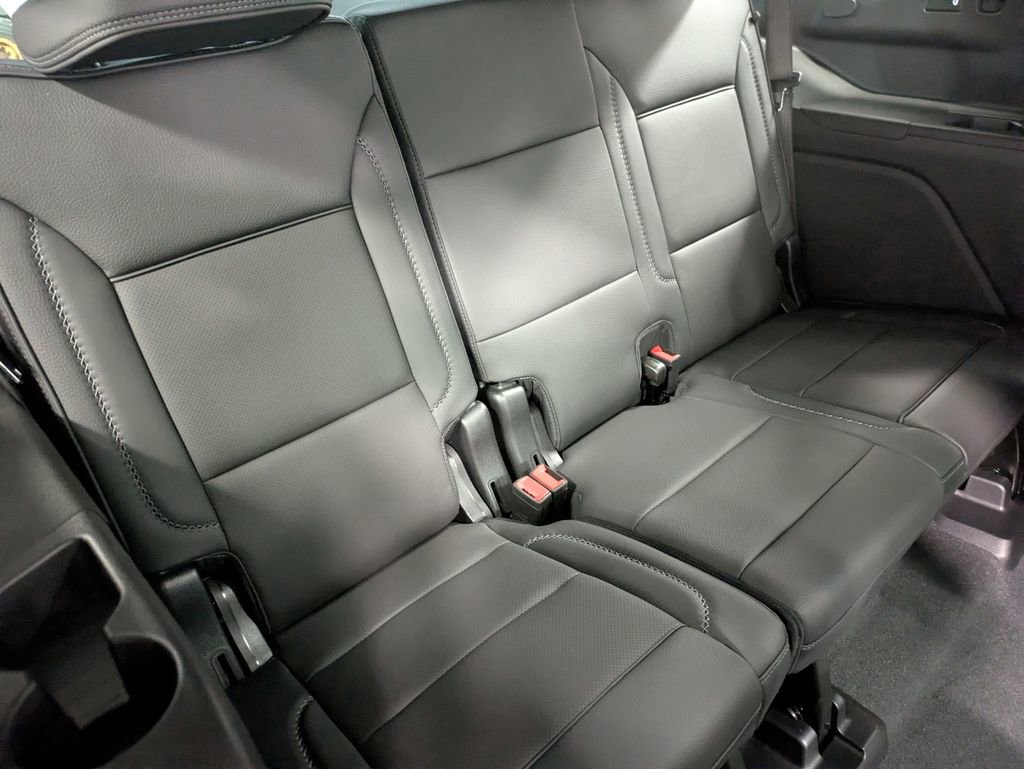 Used 2026 GMC Yukon Denali w/ Sun & Power Step Package AWD/4WD image 27