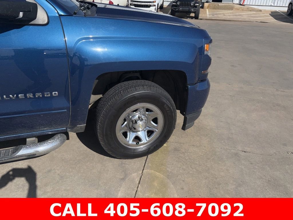 Used 2019 Chevrolet Silverado 1500 LT w/ LPO, Chrome Package image 2