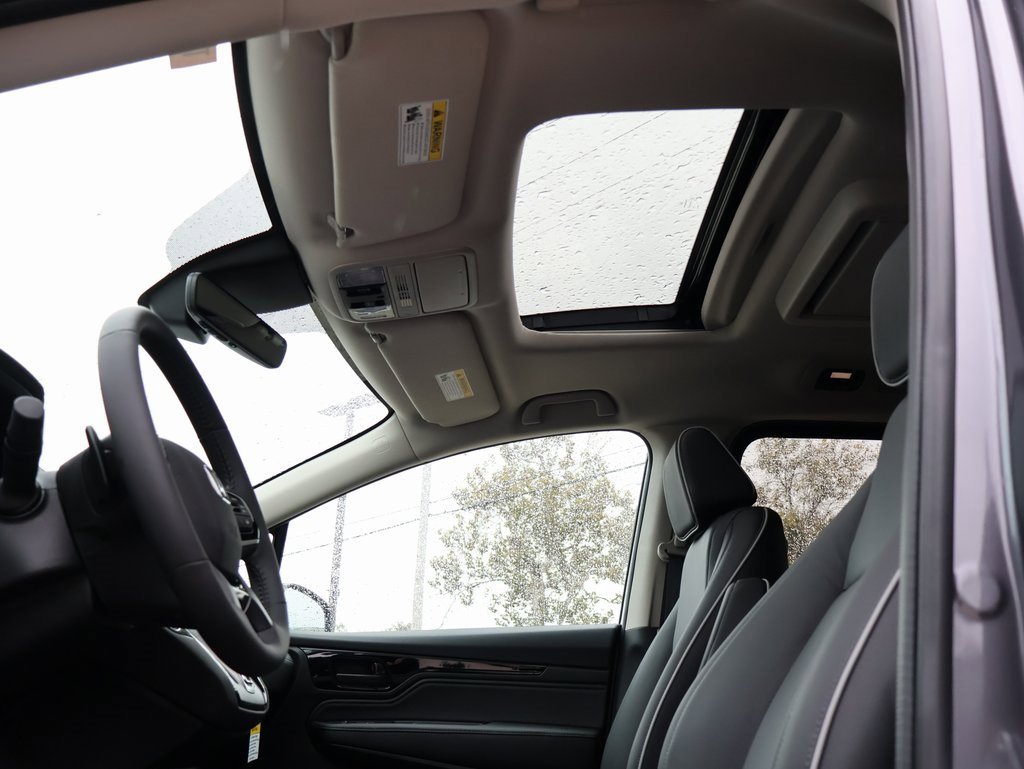 New 2026 Honda Odyssey Touring image 36