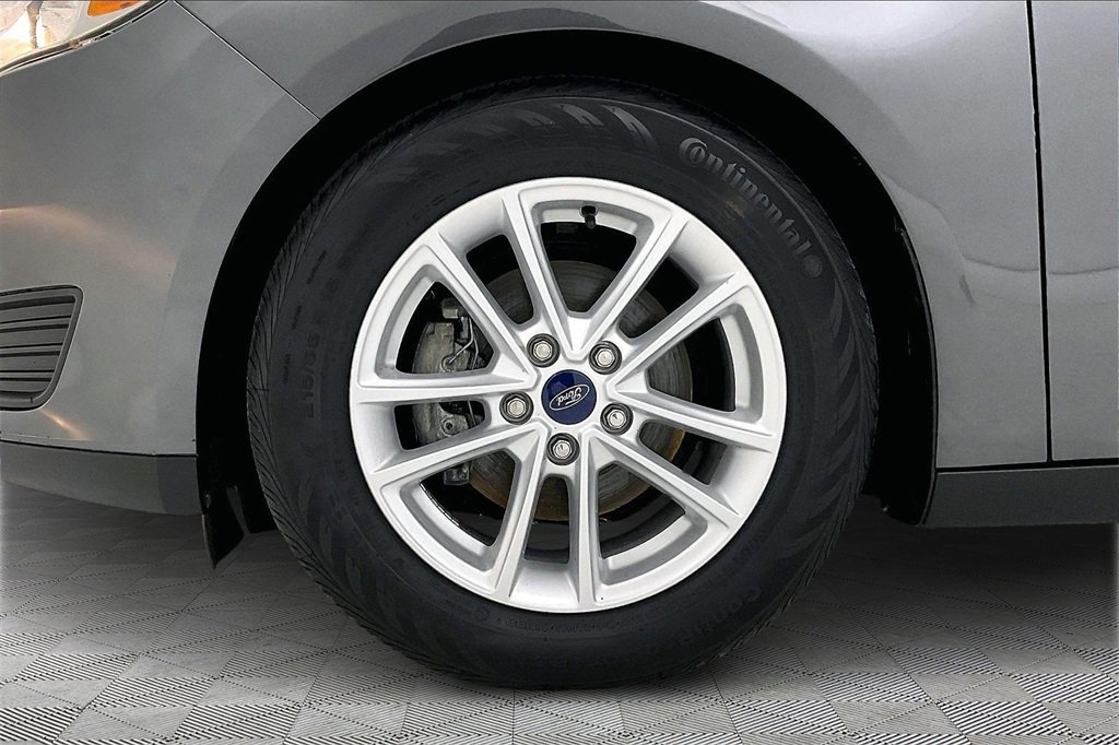 Used 2018 Ford Focus SE image 25
