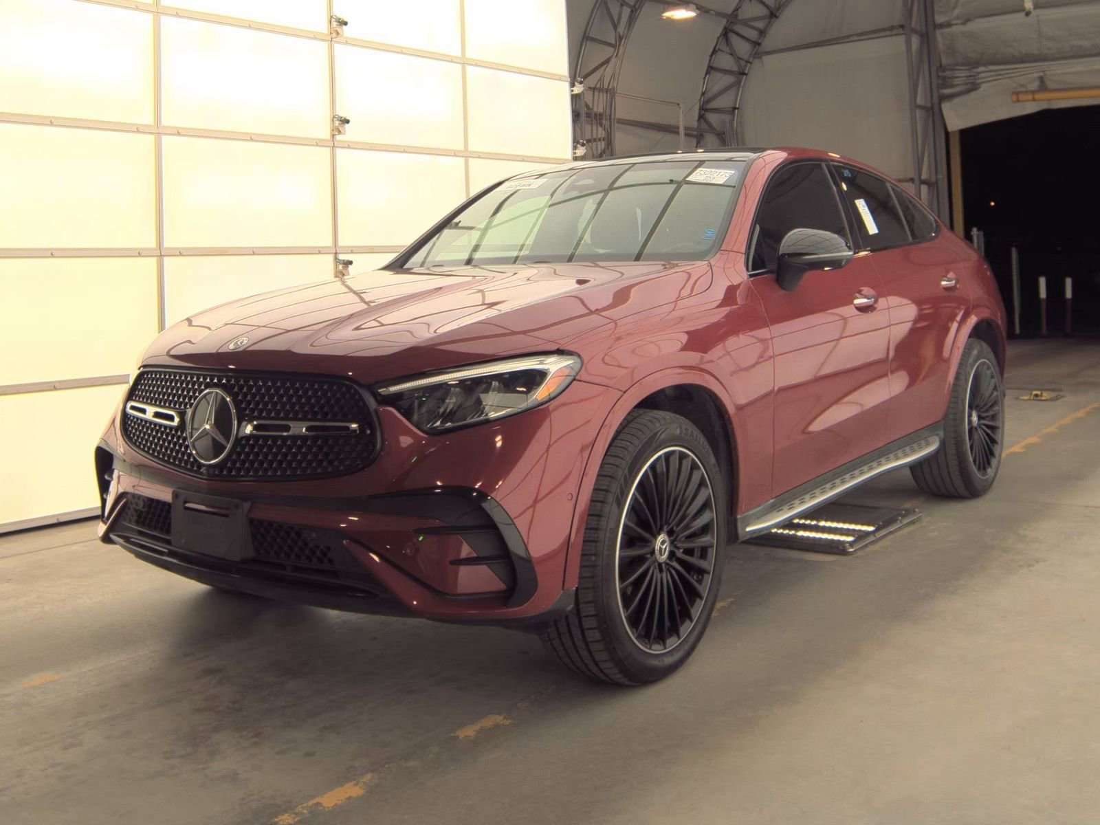 Used 2024 Mercedes-Benz GLC 300 4MATIC w/ AMG Line image 1