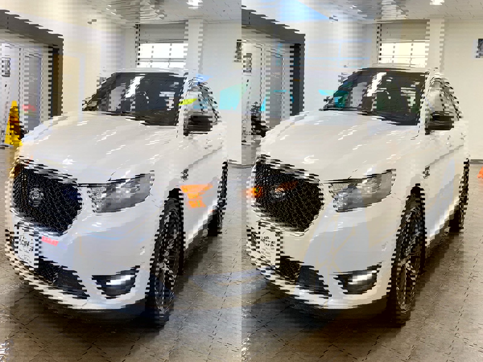 Used 2016 Ford Taurus SHO w/ Equipment Group 401A image 4